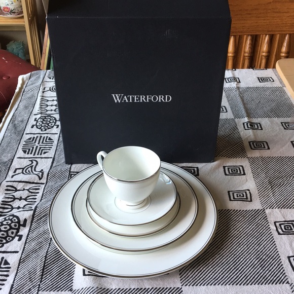 Waterford Other - 5 Piece Waterford Fine Bone China